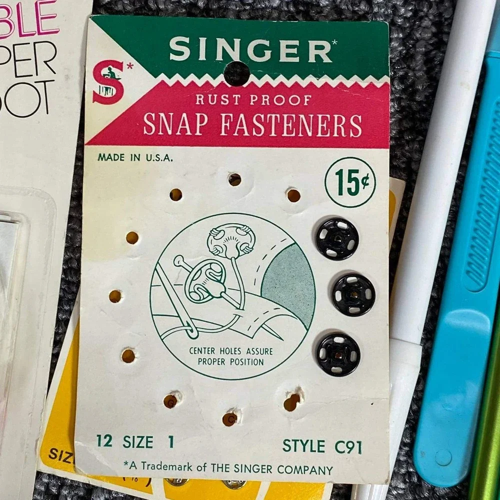 Singer Wrights Vintage Sewing Notions Lot Unisex OS Mixed Retro Craft‎ Supplies